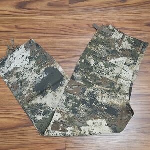 Cabela's Multi-Color Camouflage Cargo Pants